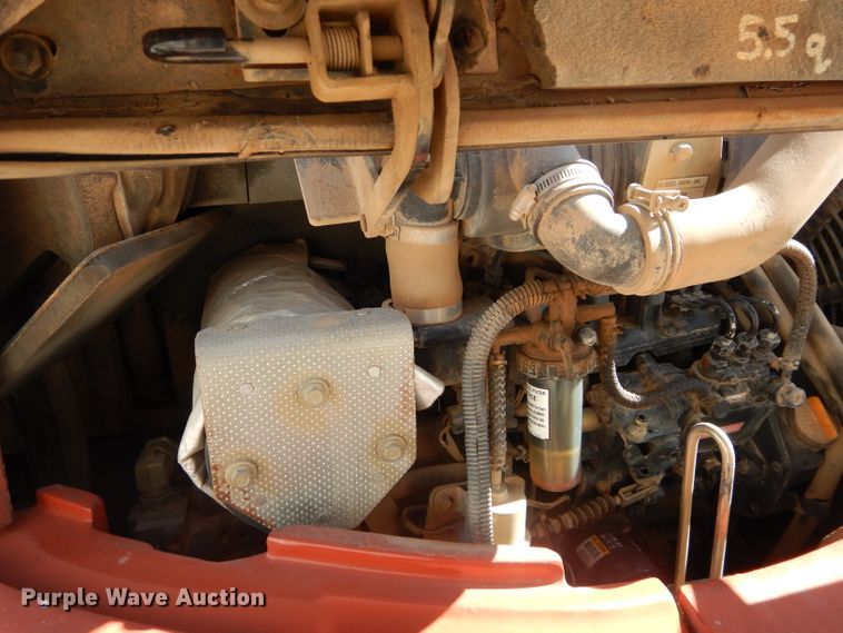 image for item GE9110 2003 Ditch Witch MX27 mini excavator