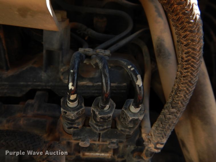 image for item GE9110 2003 Ditch Witch MX27 mini excavator