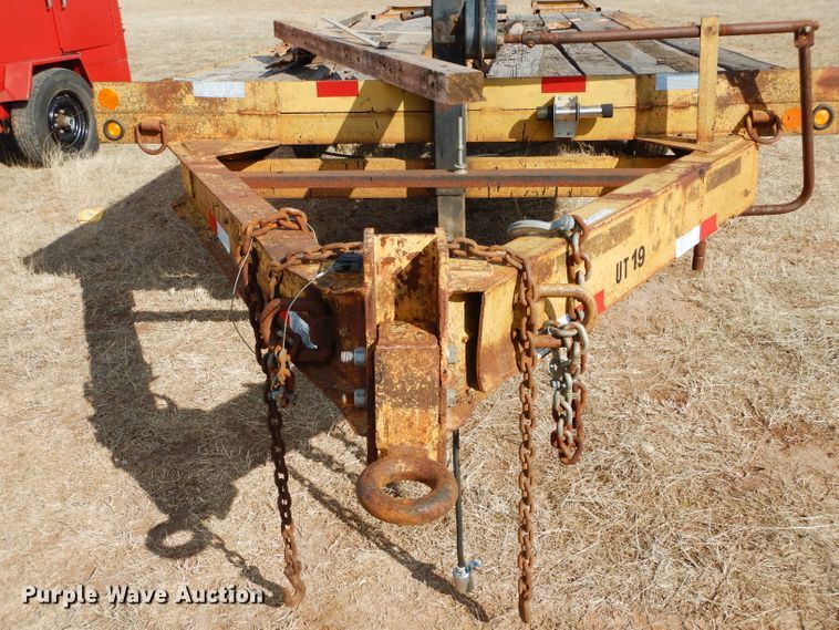 image for item GE9159 1976 equipment trailer
