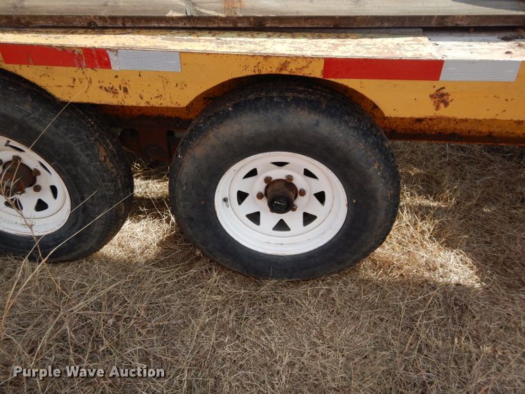 image for item GE9159 1976 equipment trailer