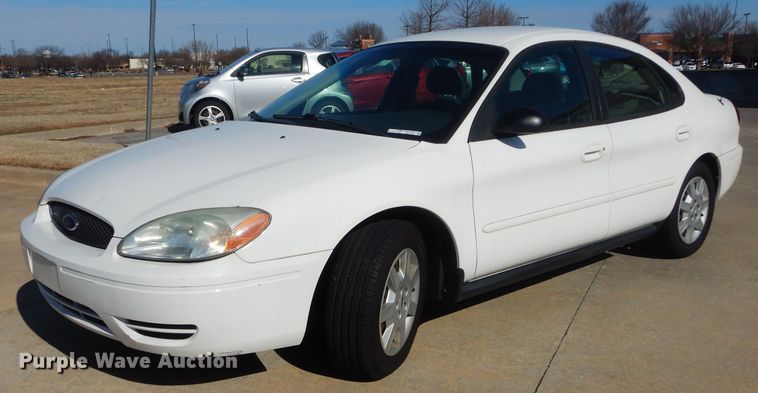 image for item GE9165 2007 Ford Taurus