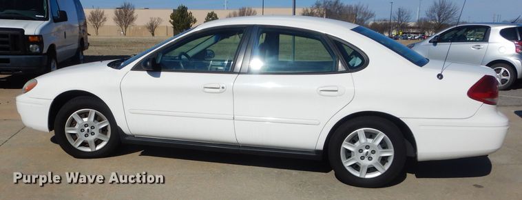 image for item GE9165 2007 Ford Taurus