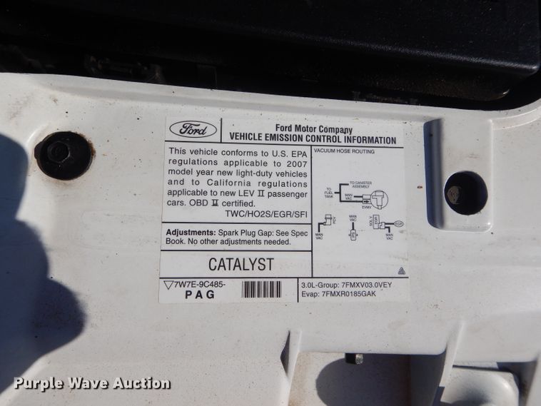 image for item GE9165 2007 Ford Taurus