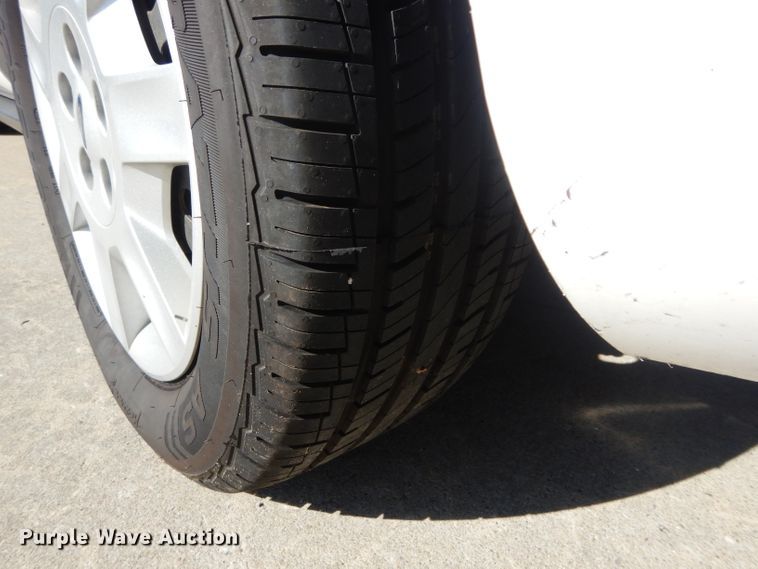 image for item GE9165 2007 Ford Taurus