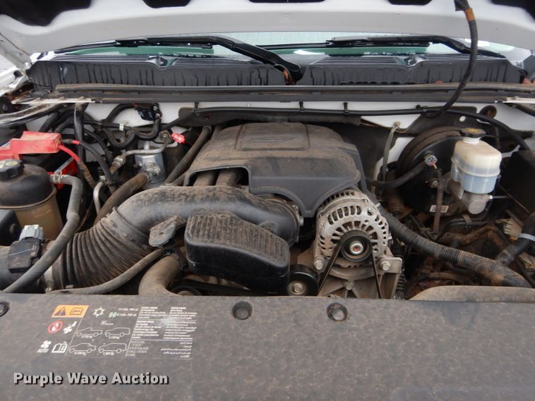 image for item GE9188 2012 Chevrolet Silverado 1500 Ext. Cab pickup truck