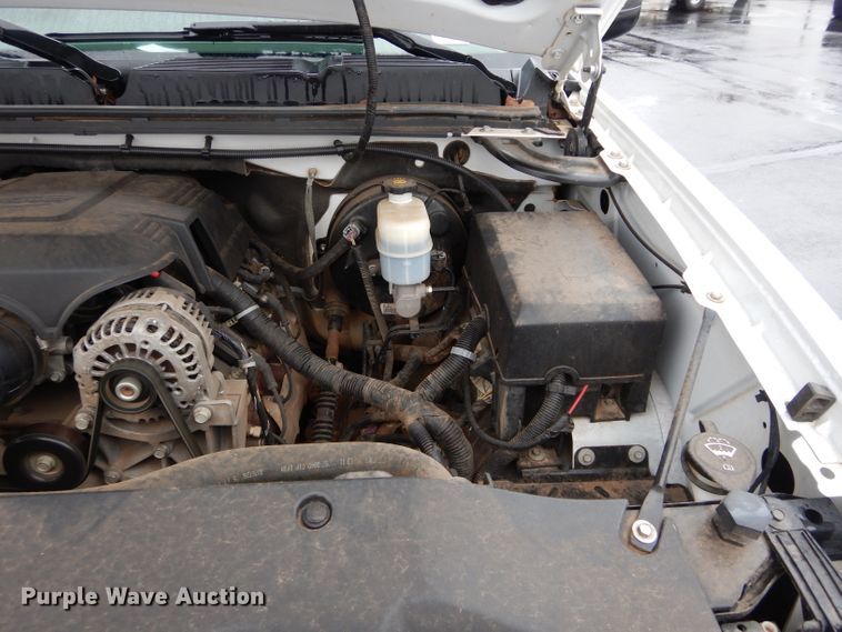 image for item GE9188 2012 Chevrolet Silverado 1500 Ext. Cab pickup truck