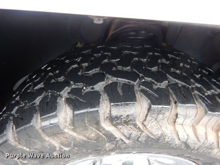 image for item GE9188 2012 Chevrolet Silverado 1500 Ext. Cab pickup truck