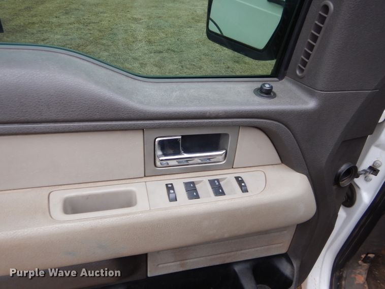 image for item GE9191 2010 Ford F150 SuperCrew pickup truck