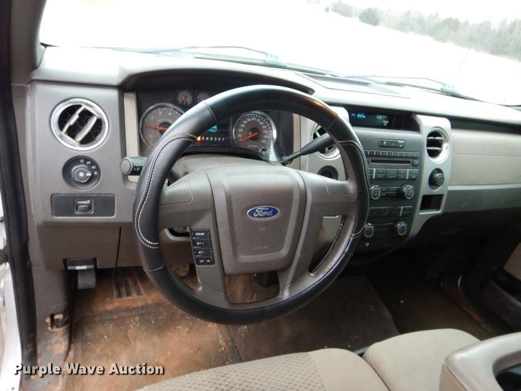 image for item GE9191 2010 Ford F150 SuperCrew pickup truck