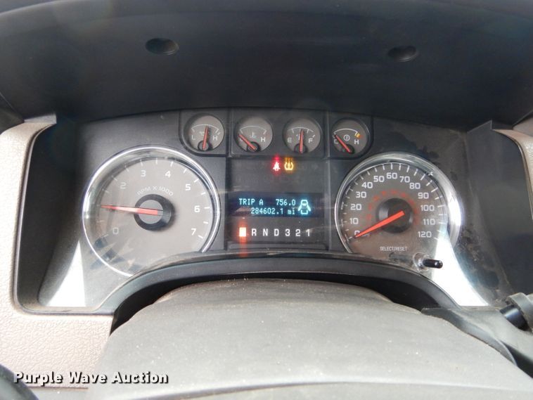 image for item GE9191 2010 Ford F150 SuperCrew pickup truck