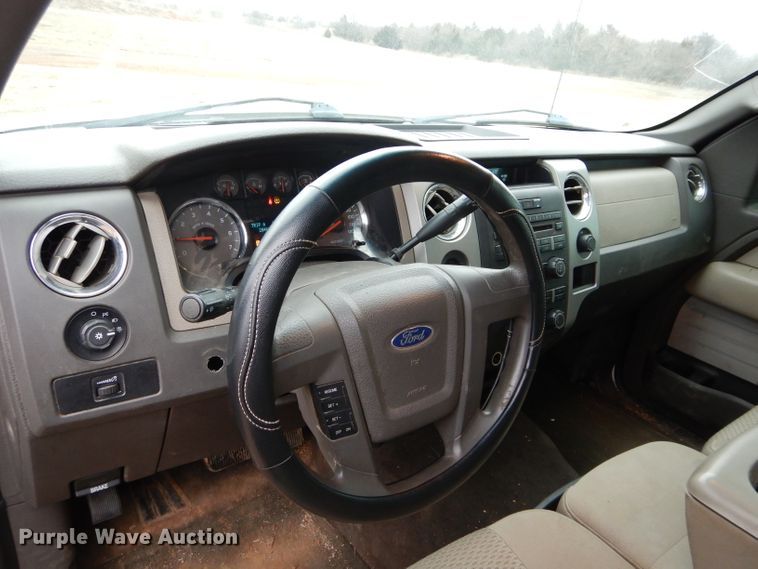 image for item GE9191 2010 Ford F150 SuperCrew pickup truck