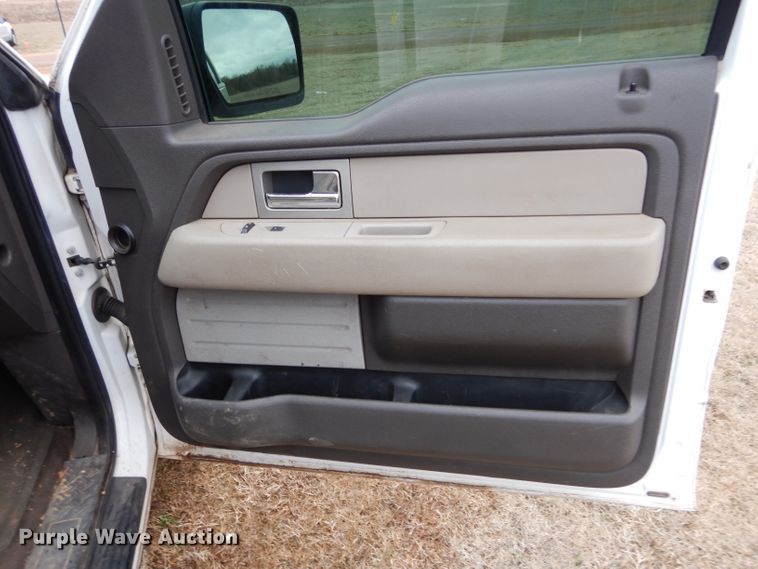 image for item GE9191 2010 Ford F150 SuperCrew pickup truck