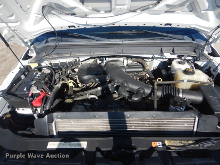 image for item GF9049 2012 Ford F550 Super Duty bucket truck