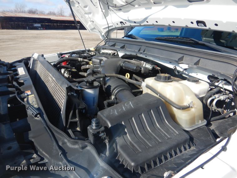 image for item GF9049 2012 Ford F550 Super Duty bucket truck