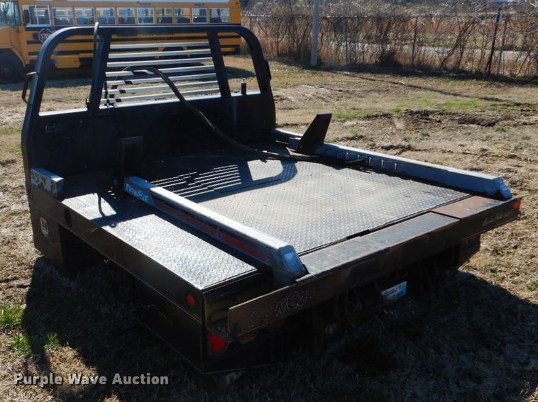 DewEze hydraulic bale bed in Collinsville, OK Item GF9068 sold Purple Wave