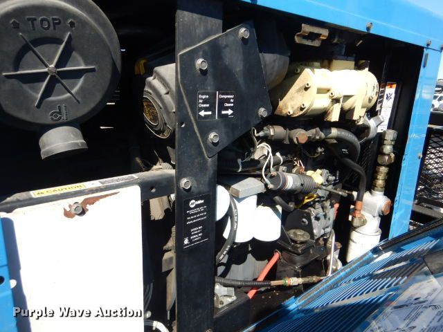 image for item GF9086 Miller Big Blue Air Pack Deluxe welder