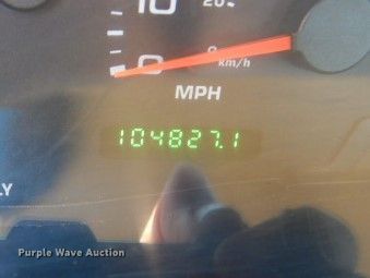 image for item GF9092 2002 Ford F550 flatbed truck