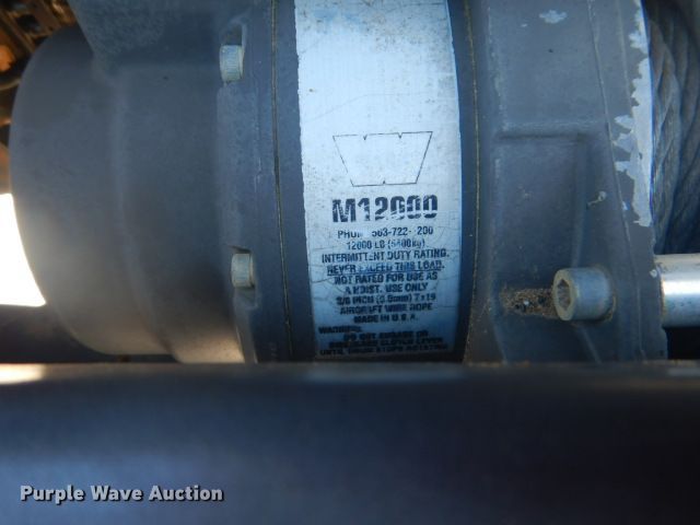 image for item GF9092 2002 Ford F550 flatbed truck