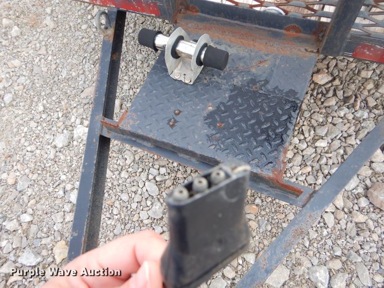 image for item GG9659 2010 Tiger utility trailer