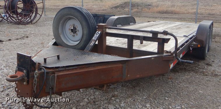 image for item GG9660 2009 Neal tilt deck equipment trailer