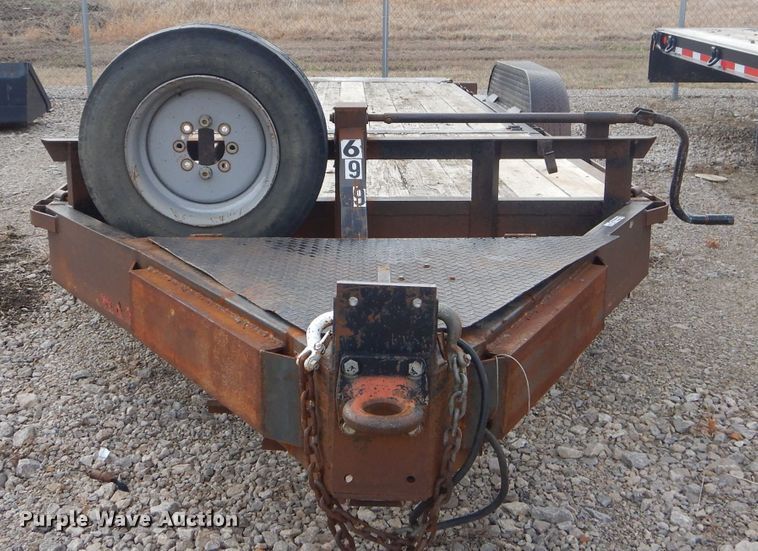 image for item GG9660 2009 Neal tilt deck equipment trailer