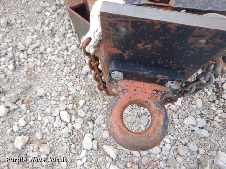 image for item GG9660 2009 Neal tilt deck equipment trailer