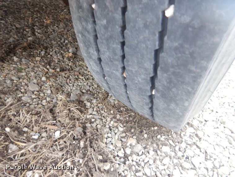 image for item GG9660 2009 Neal tilt deck equipment trailer