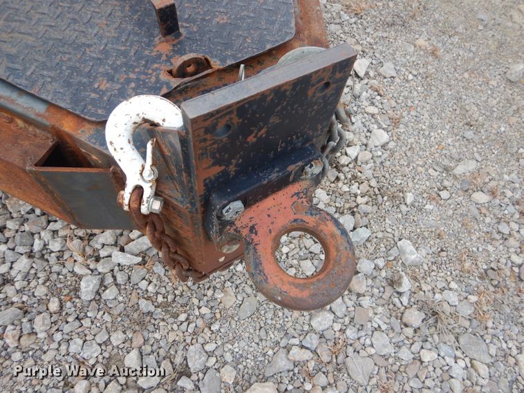 image for item GG9660 2009 Neal tilt deck equipment trailer