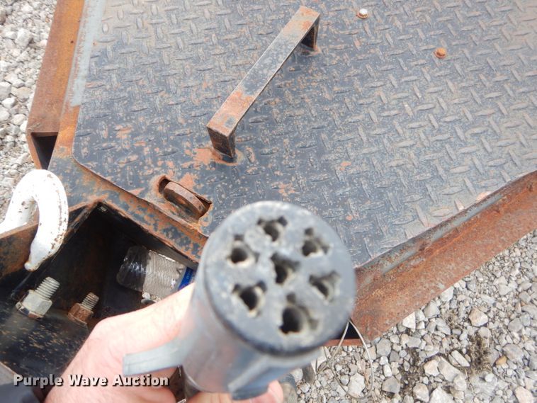 image for item GG9660 2009 Neal tilt deck equipment trailer