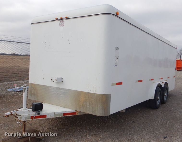image for item GG9661 2009 WW enclosed cargo trailer