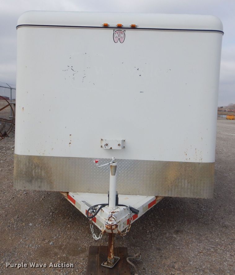 image for item GG9661 2009 WW enclosed cargo trailer