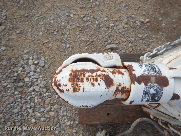 image for item GG9661 2009 WW enclosed cargo trailer