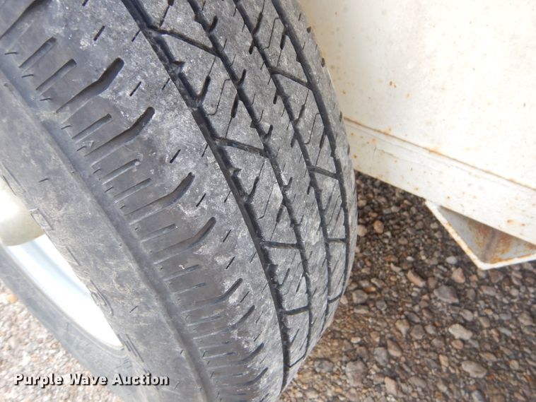 image for item GG9661 2009 WW enclosed cargo trailer