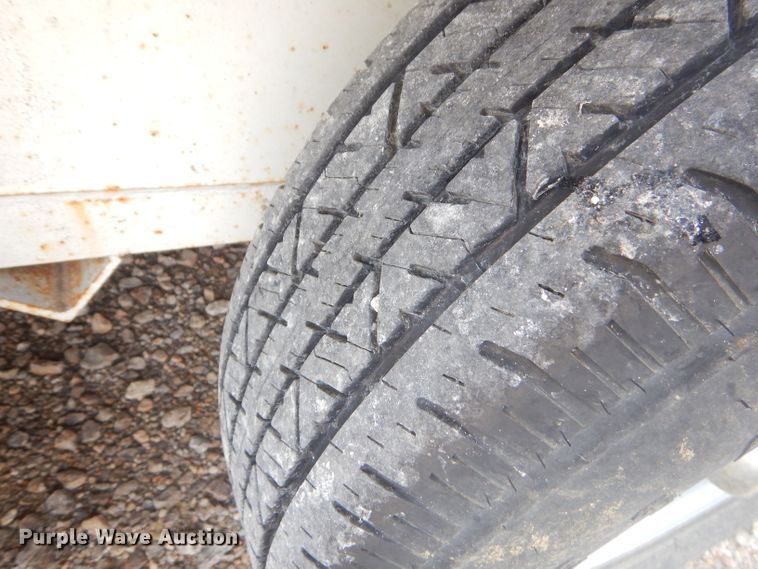 image for item GG9661 2009 WW enclosed cargo trailer