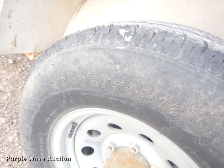 image for item GG9661 2009 WW enclosed cargo trailer