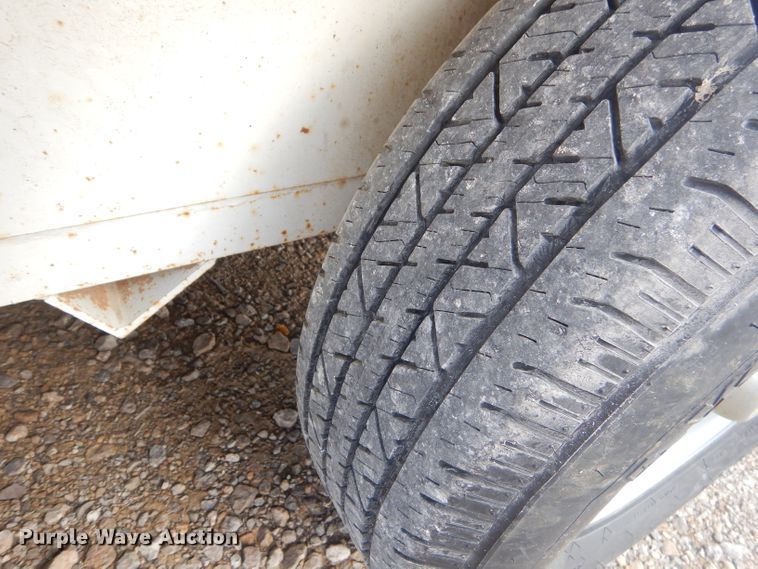 image for item GG9661 2009 WW enclosed cargo trailer