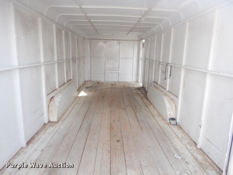 image for item GG9661 2009 WW enclosed cargo trailer