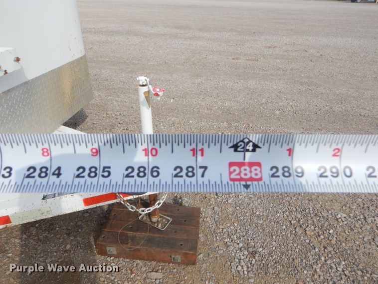 image for item GG9661 2009 WW enclosed cargo trailer