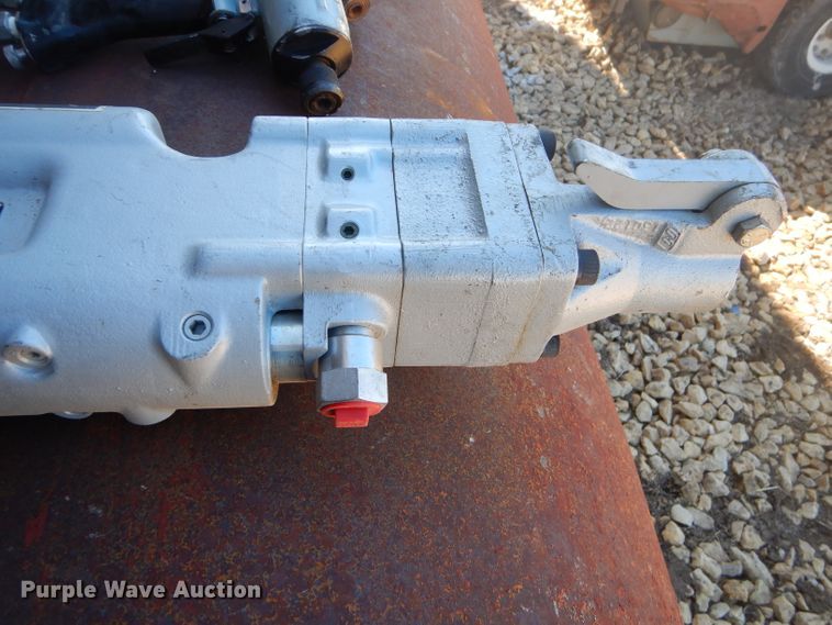 image for item GG9662 Greenlee jack hammer