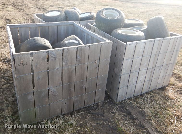 image for item GG9670 Approximately 38 tires and wheels