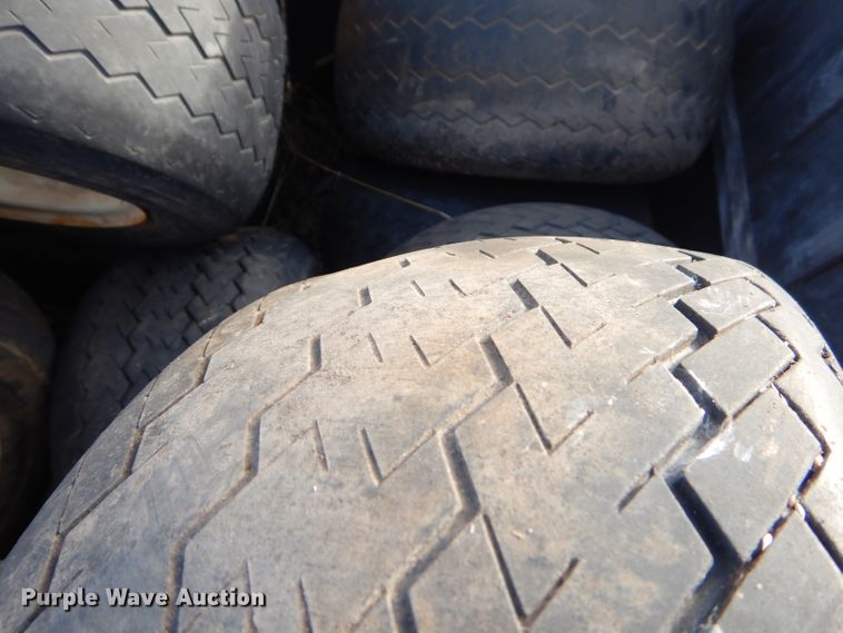 image for item GG9670 Approximately 38 tires and wheels