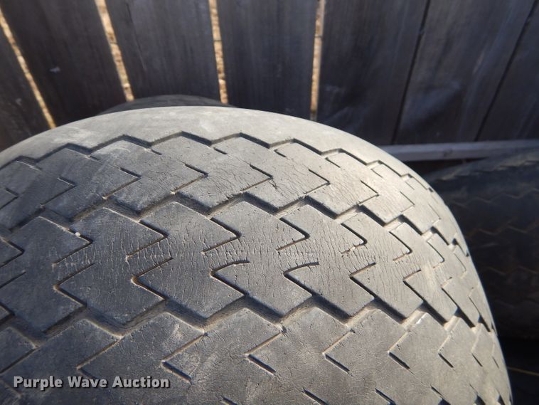 image for item GG9670 Approximately 38 tires and wheels