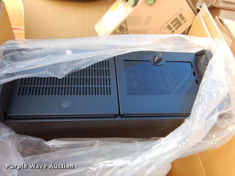 image for item GG9674 General Dynamics/Prodelin KuBand Satcom antennas