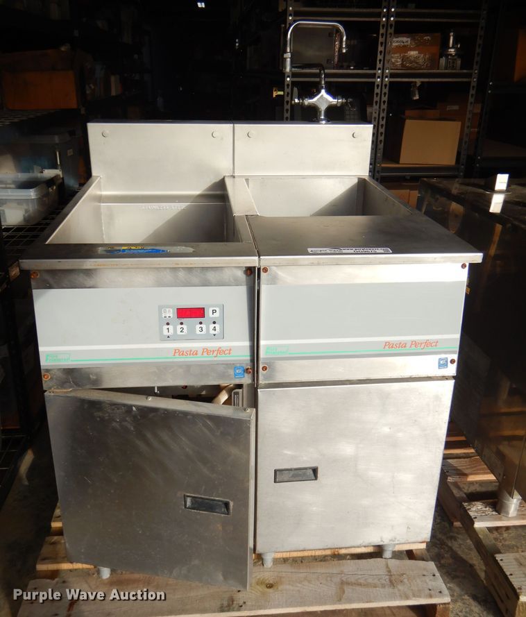 image for item GG9675 Pitco Frialator PE14D Pasta Perfect cooker and rinse station
