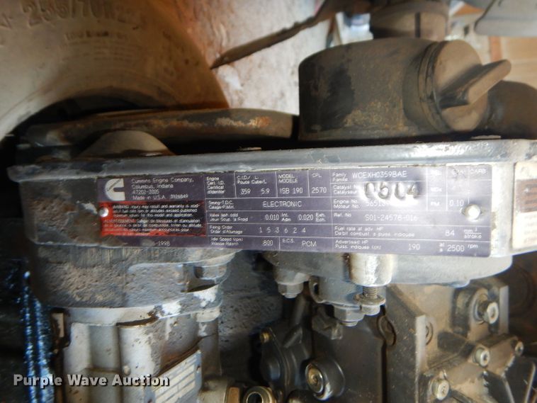 image for item GG9681 1998 Cummins ISB190 5.9L six cylinder 24V diesel engine