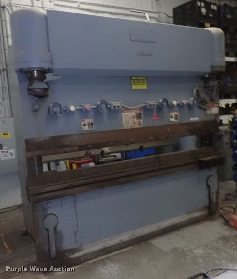 image for item GN9600 Pacific J225-10 hydraulic press brake