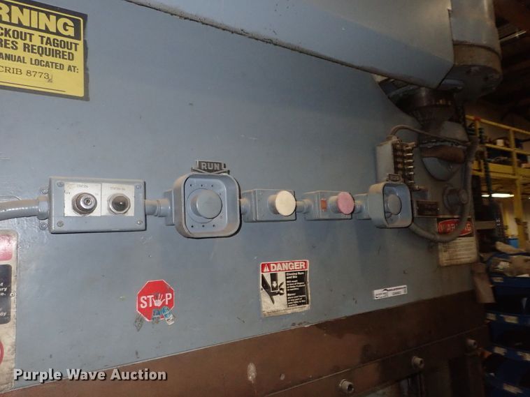 image for item GN9600 Pacific J225-10 hydraulic press brake