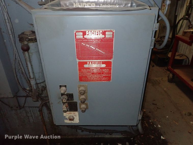 image for item GN9600 Pacific J225-10 hydraulic press brake