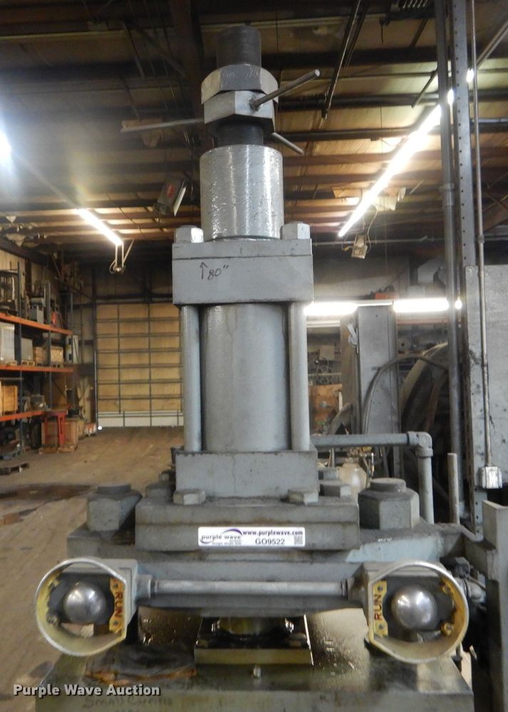 image for item GO9522 Hydraulic press