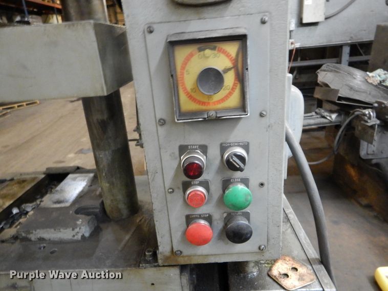 image for item GO9522 Hydraulic press